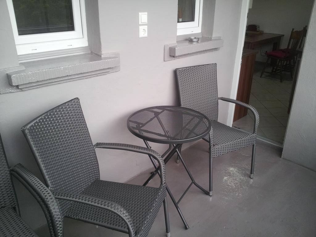 Ferienwohnung Mueller Кенцинген Экстерьер фото